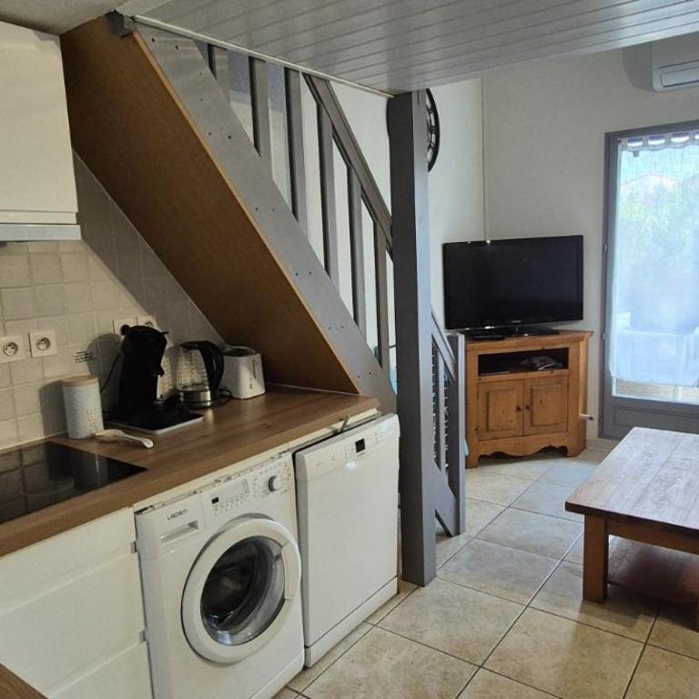 LES JARDINS D ETE Maison climatisée dans résidence avec piscine - 3 chambres - Parking - Wifi - Three-Bedroom House - 8