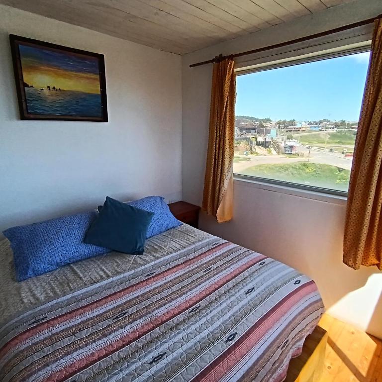 Pichilemuhostel SurfersView - Deluxe Double Room with Balcony and Sea View - 10