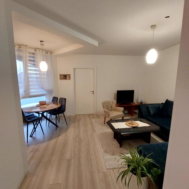 Vista Bihać - Two-Bedroom Apartment - 1