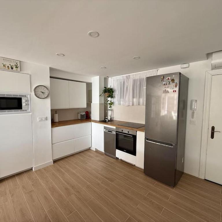 La Segunda Ola, de Carvajal - Two-Bedroom Apartment - 7