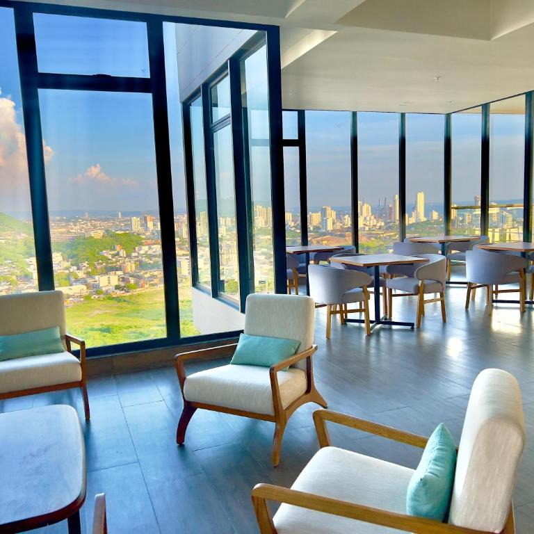 Luxury Murano Cartagena Condo - Two-Bedroom Apartment with Terrace and Sea View - 12