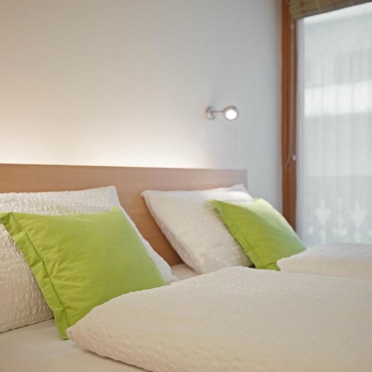 Alpine Rooms and Suites Livigno - Camana Noa - - Camera Quadrupla con Balcone - 1