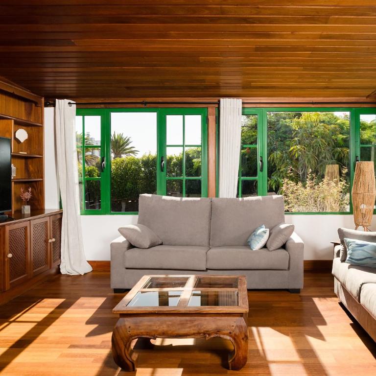 Casa Chica - Two-Bedroom House - 10