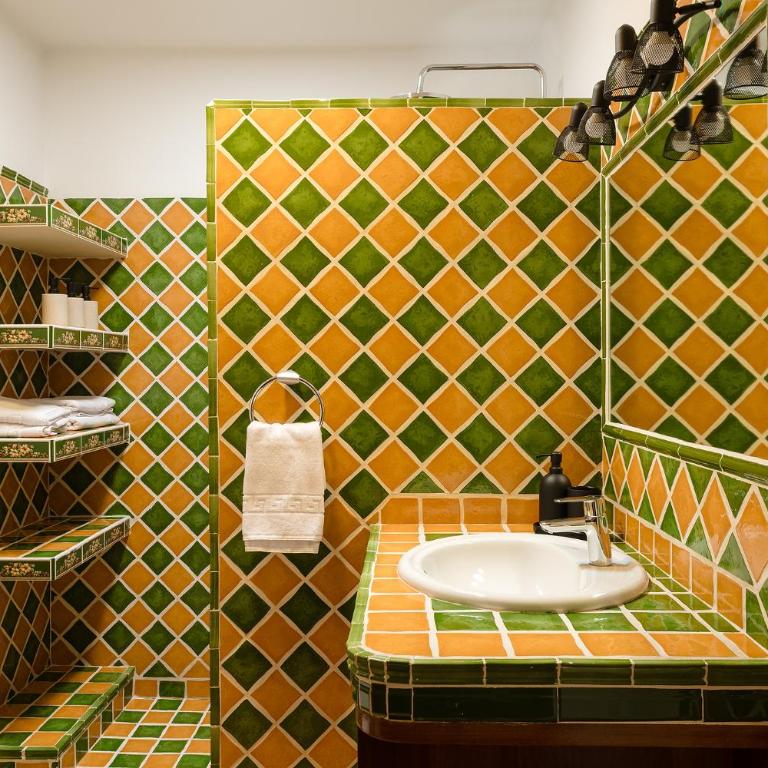 Casa Chica - Two-Bedroom House - 16