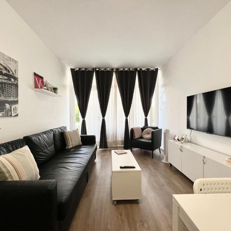 Piteras Las Americas - One-Bedroom Apartment - 1