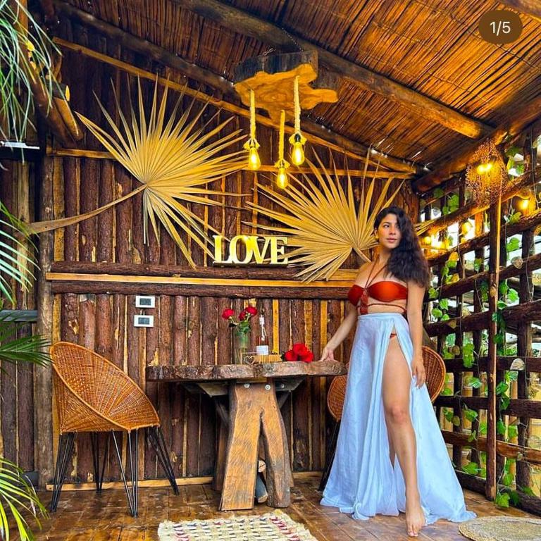 Glamping CAVE - Habitación con cama grande y bañera de hidromasaje - 39