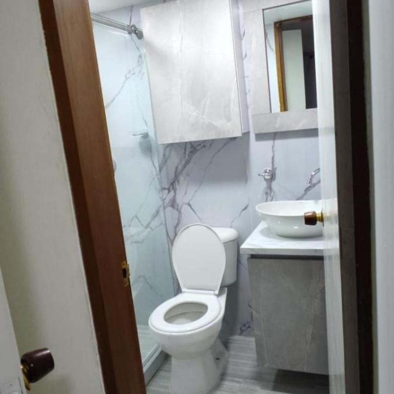 Habitaciones Amobladas Laureles 1 - Habitación Doble con baño privado - 6