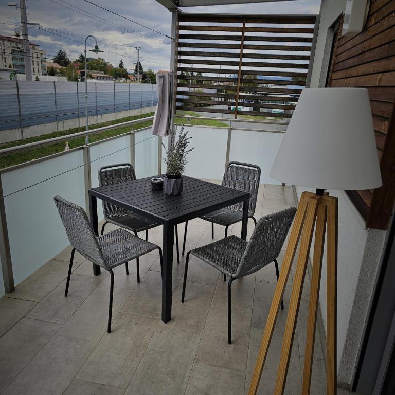 Apartment Leibnitz im Zentrum nahe am Bahnhof und der Südsteirischen Weinstrasse - Apartment mit 2 Schlafzimmern und Balkon - 7