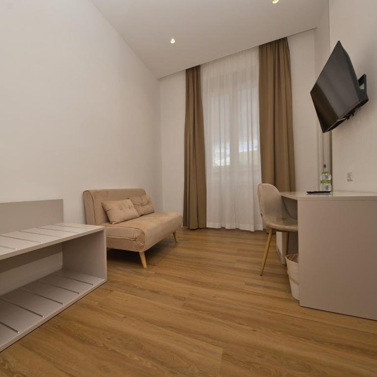 LH Hotel Andreotti - Junior Suite - 3