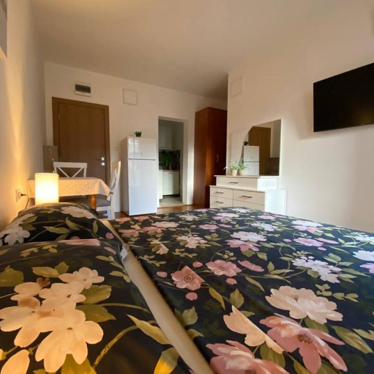 Alina's apartment - One-Bedroom Apartment with Balcony - 4