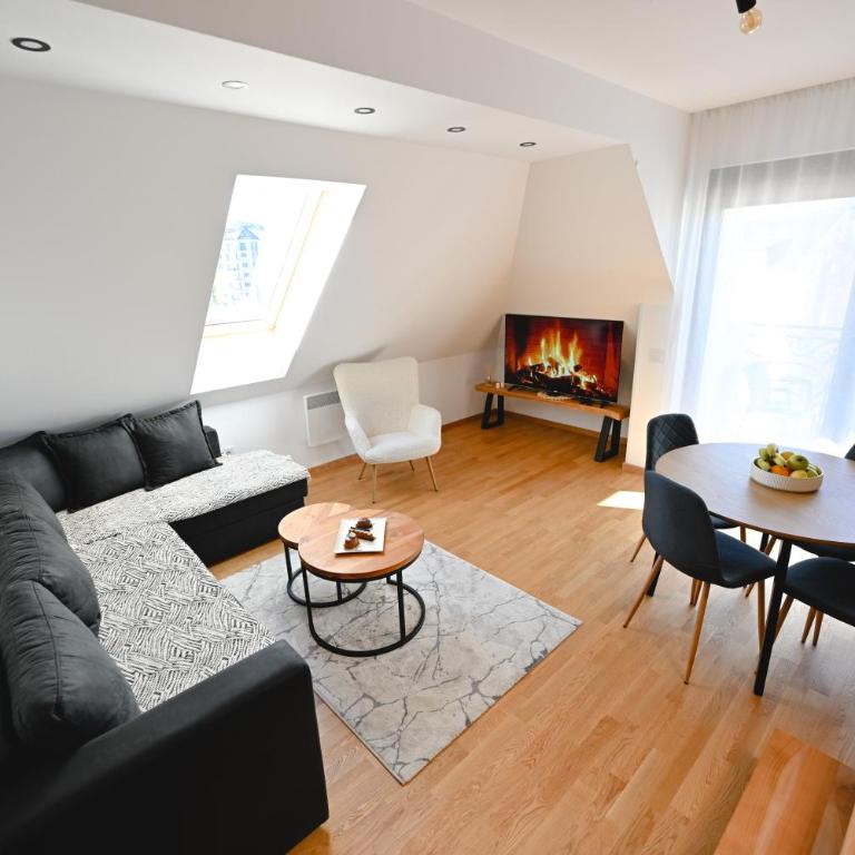 Dzass - Two-Bedroom Apartment - 10