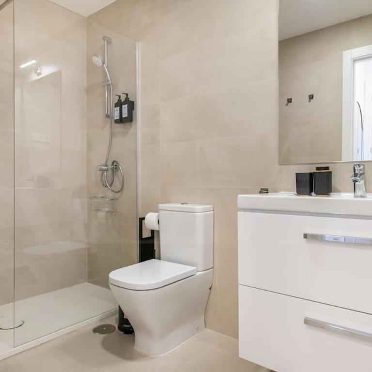 22nd floor modern urban sky apartment with parking & gym by REMS - Apartamento de 2 dormitorios - 16