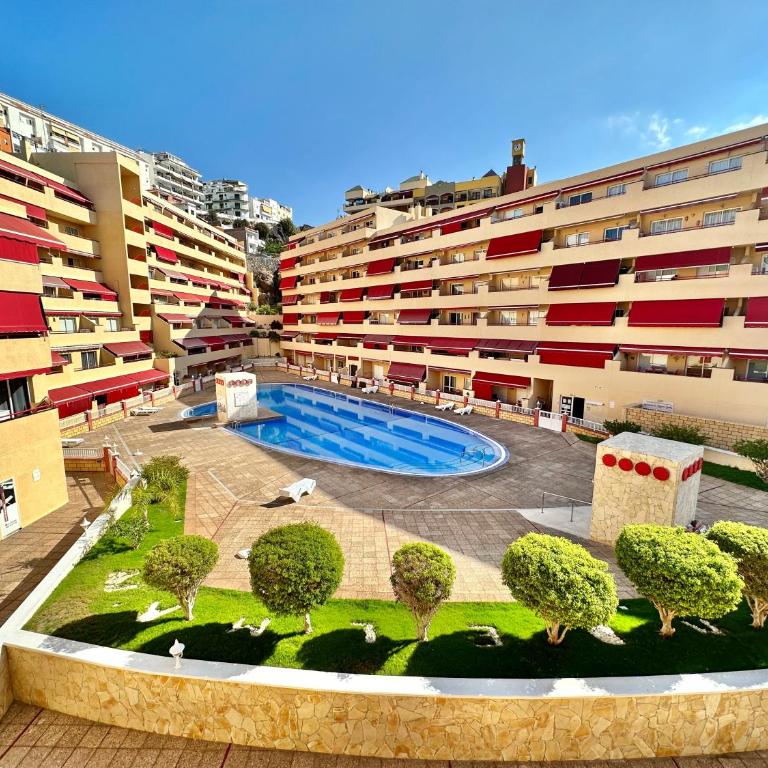 Daniela Garden - One-Bedroom Apartment with Pool View - 37