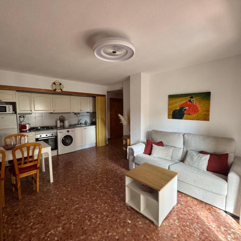 Pueblo Español - Two-Bedroom Apartment with Sea View - 10