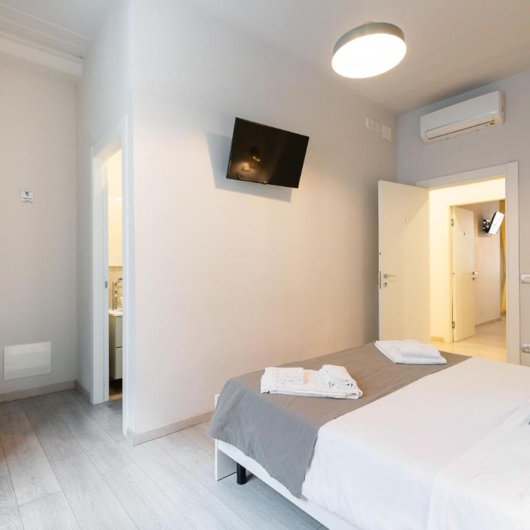 Winkler Suites - Double Room with Private Bathroom - 2