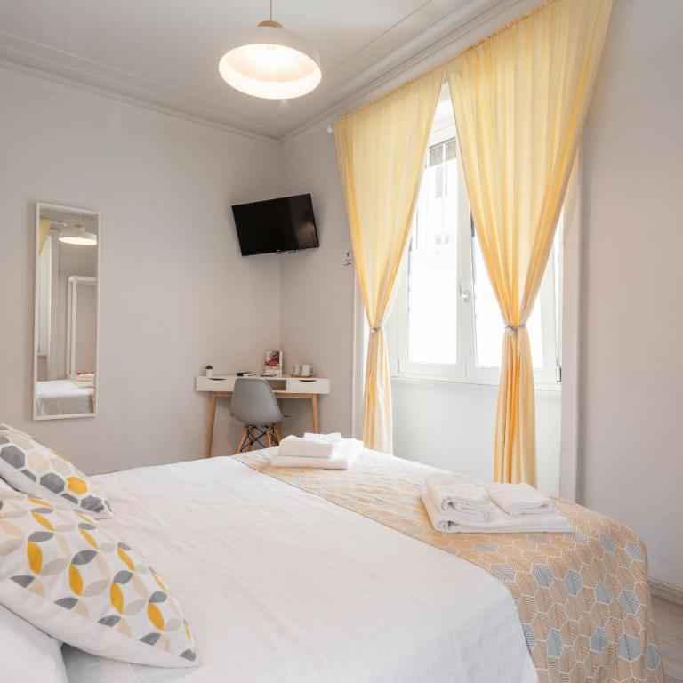 Winkler Suites - Deluxe Double Room - 7