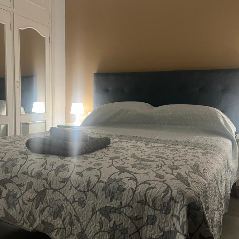 2-Bed Apartment in Arona Sleeps 5 w Outdoor Pool - Apartment - 15