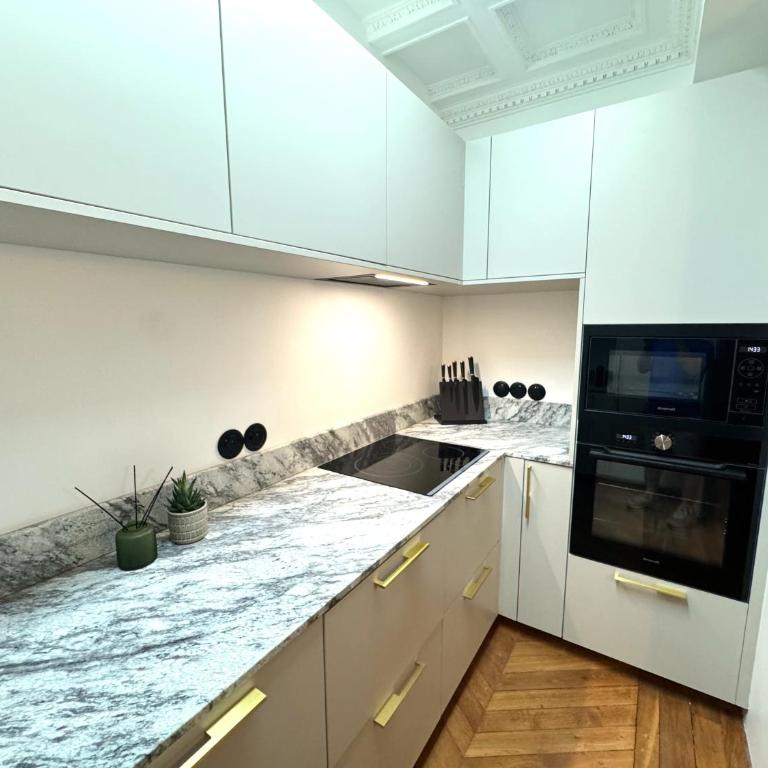 Parisian Luxury Style - Heart of Montparnasse - Appartement 3 Chambres Supérieur - 24