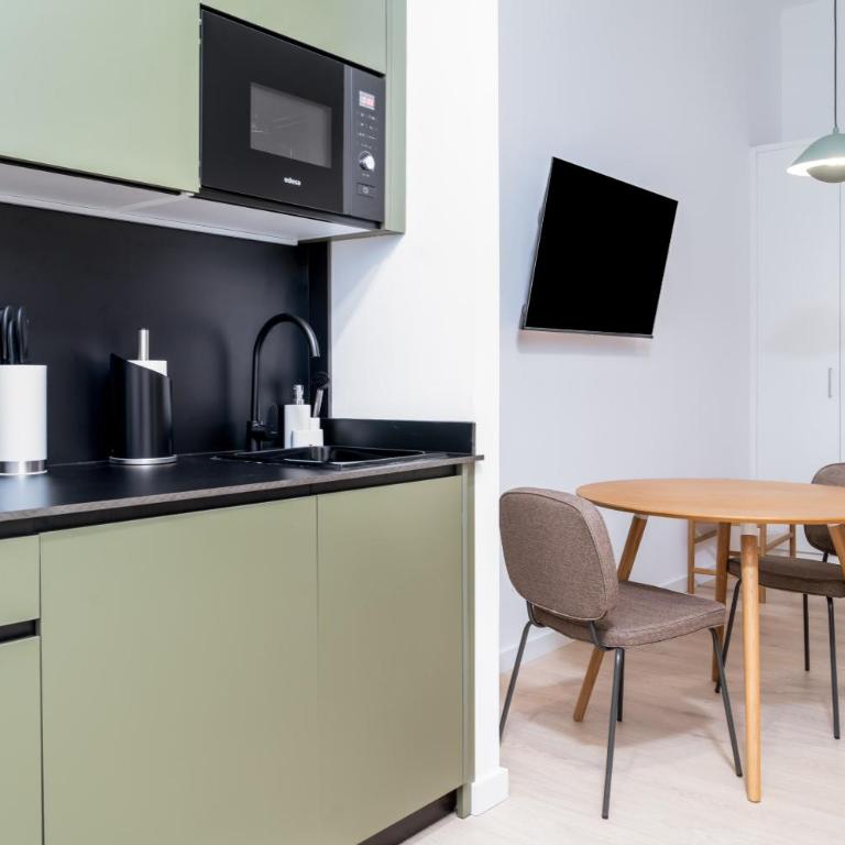 Limehome Santiago de Compostela - Estudio - 3