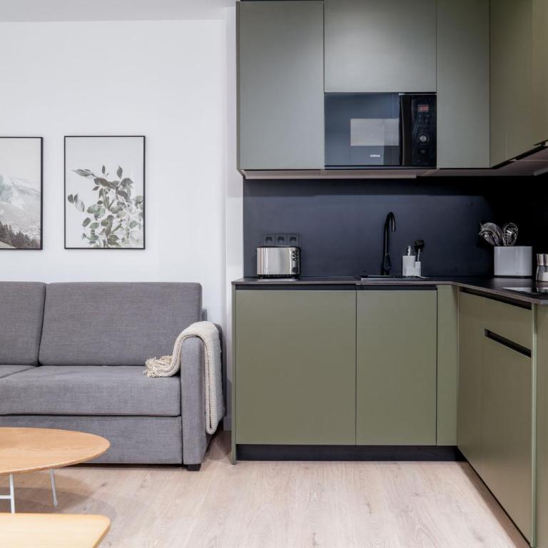 Limehome Santiago de Compostela - Estudio con sofá cama - 8