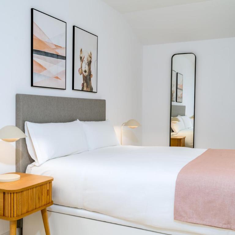 Limehome Santiago de Compostela - Apartamento de 1 dormitorio con sofá cama - 2