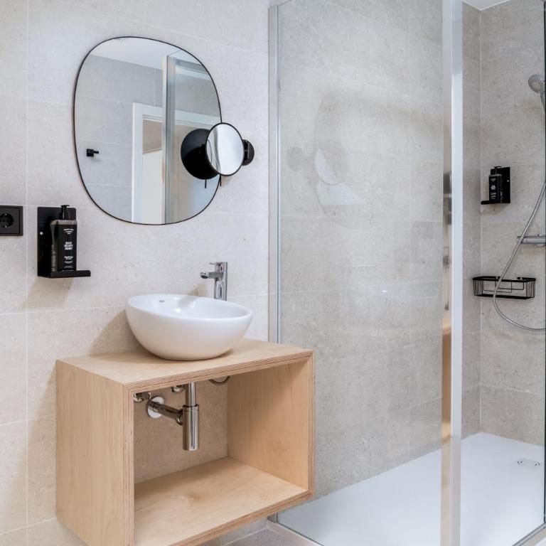 Limehome Santiago de Compostela - Apartamento de 2 dormitorios con sofá cama - 5