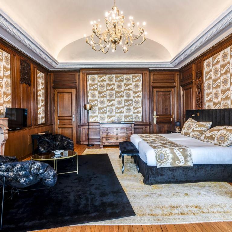 Château des Avenieres - Suite Junior - Vue sur Montagne - Château - 7