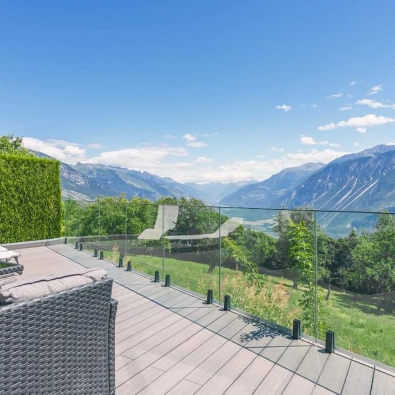4BDR Alpine Chalet with Game room and Sunny terrace - Villa - 4