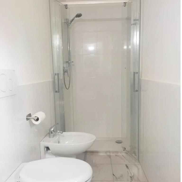 Lo studio nel borgo - Camera Matrimoniale con Bagno Privato - 3