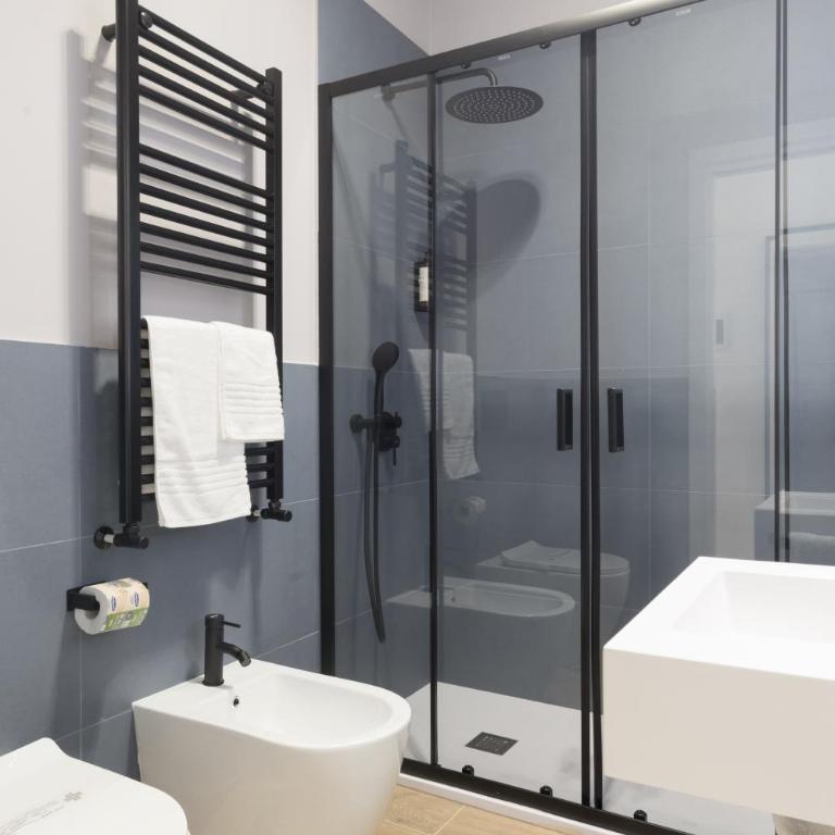 GENESI Suites - Double Room with Private Bathroom - 6