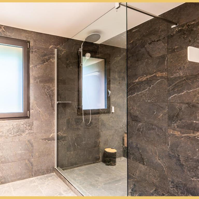 Le Grand Condor I Duplex I Morzine - Three-Bedroom Apartment - 32