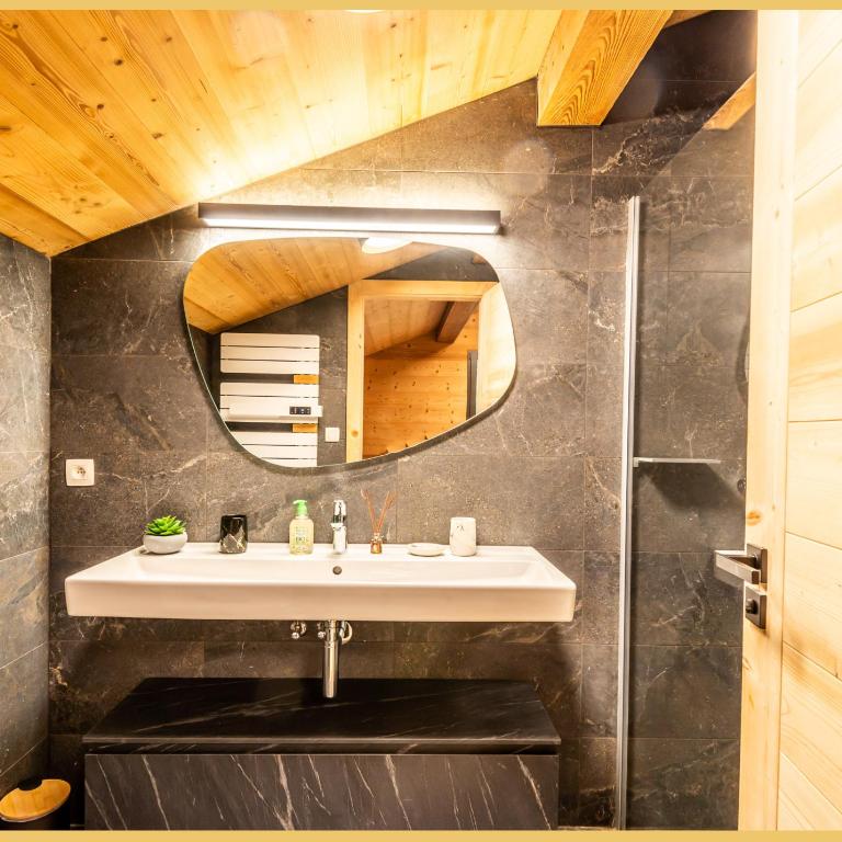 Le Grand Condor I Duplex I Morzine - Three-Bedroom Apartment - 21
