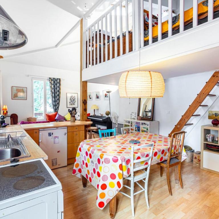 GuestReady - Loft Élégant pour Deux avec Bureau - Appartement - 4