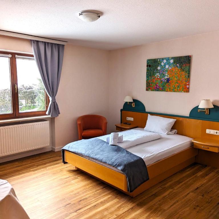 Hotel Bergstätter Hof - Standard Einzelzimmer mit Gartenblick - 4