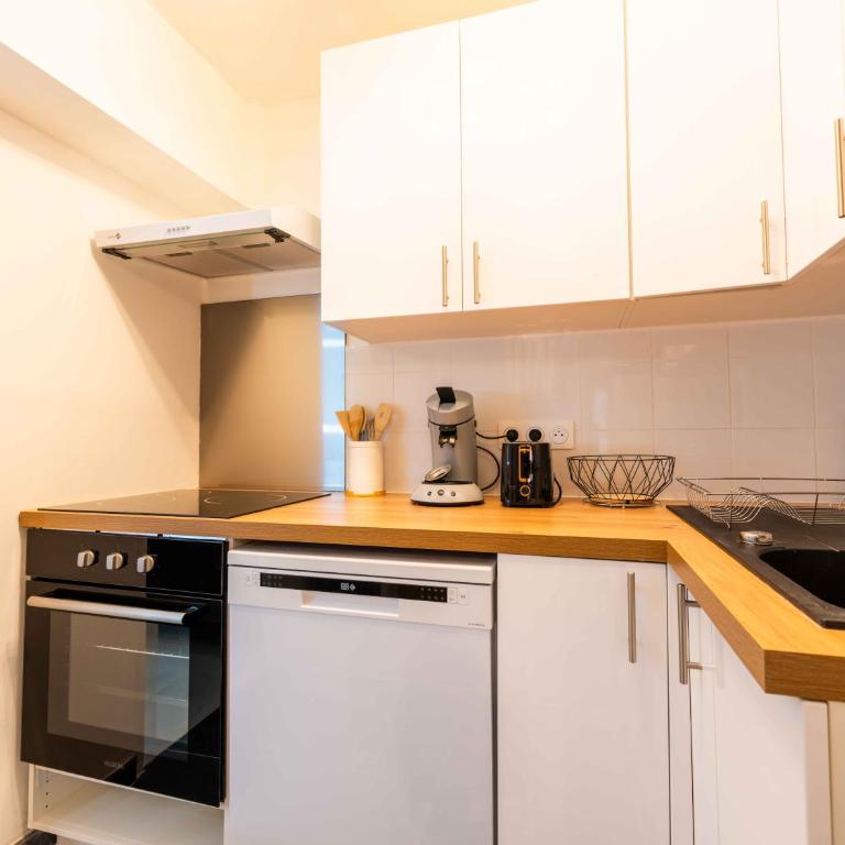 Magnifique T2 Hypercentre Arles - One-Bedroom Apartment - 15