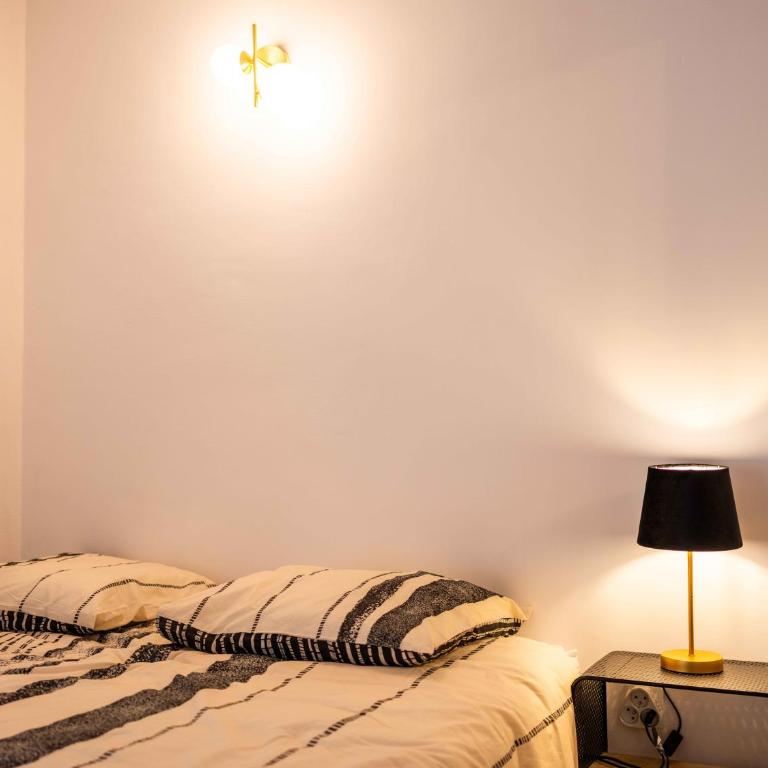 Magnifique T2 Hypercentre Arles - One-Bedroom Apartment - 18