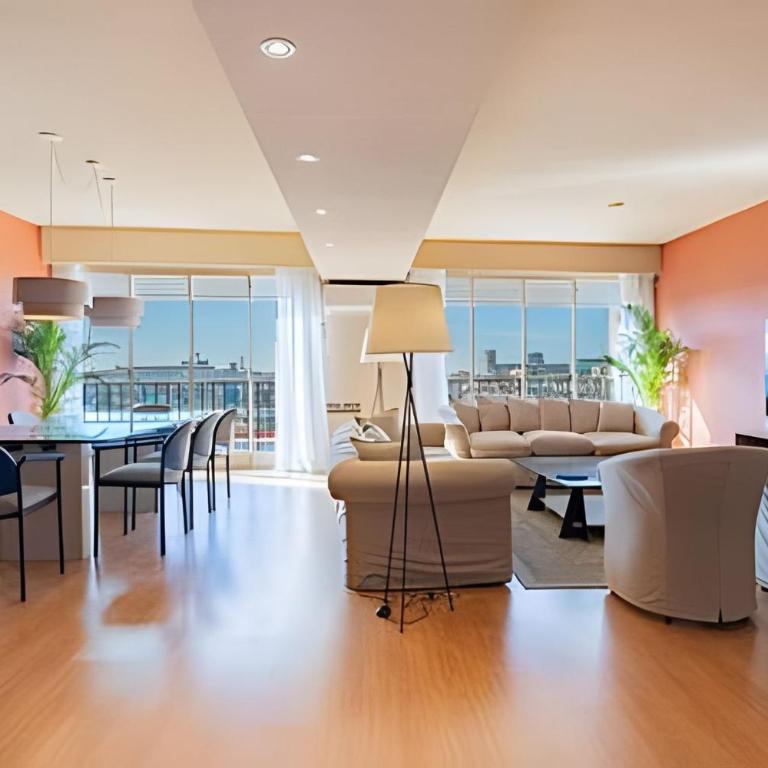 Amplio y Céntrico en Av. Libertador Ideal Familias - Apartamento Deluxe de 4 dormitorios - 1