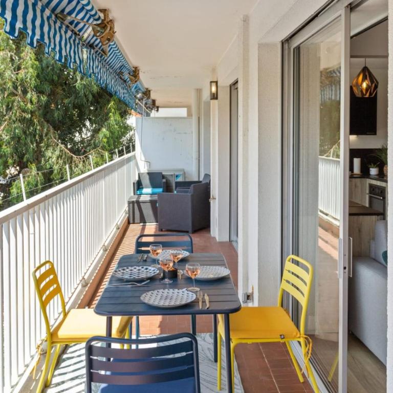 Le Mimosa - Calme - Spacieux - 200m de la mer - Parking - Appartement - 50