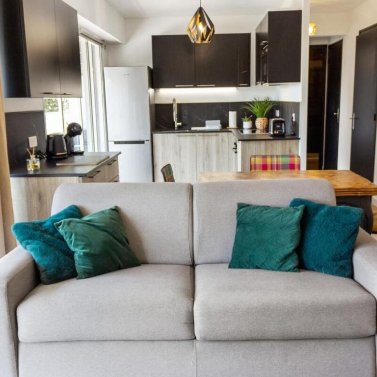 Le Mimosa - Calme - Spacieux - 200m de la mer - Parking - Appartement - 61