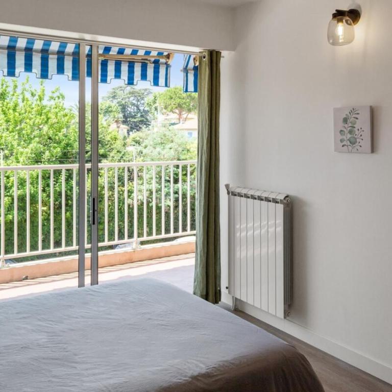 Le Mimosa - Calme - Spacieux - 200m de la mer - Parking - Appartement - 52