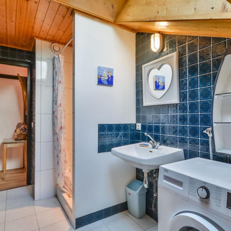 Duplex calme et spacieux pour 6, à proximité des pistes et du centre de Morzine - FR-1-684-8 - Appartement - 10