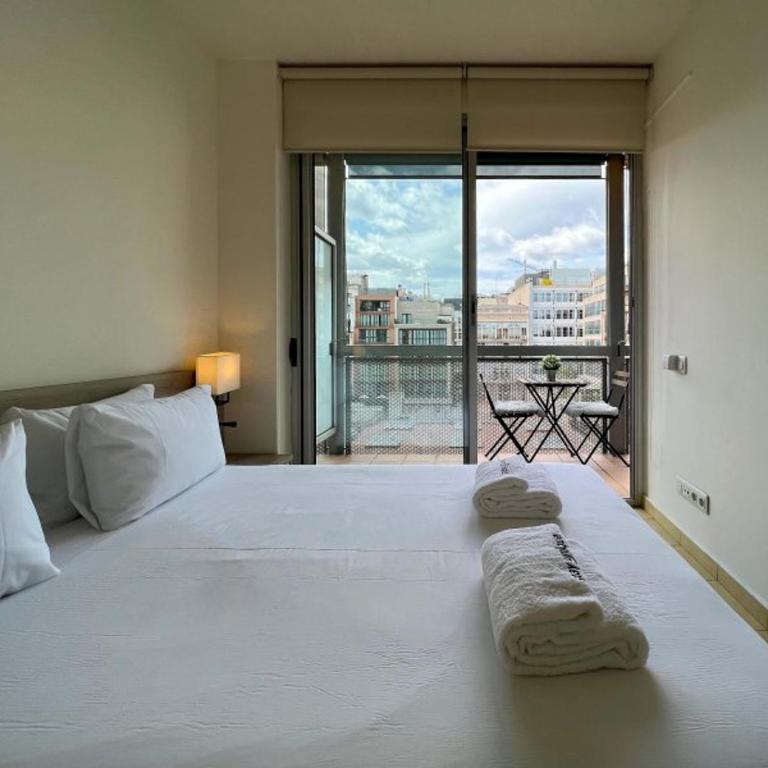 Stay Unique Apartments Pau Claris con piscina - Three-Bedroom Apartment with Balcony - 14