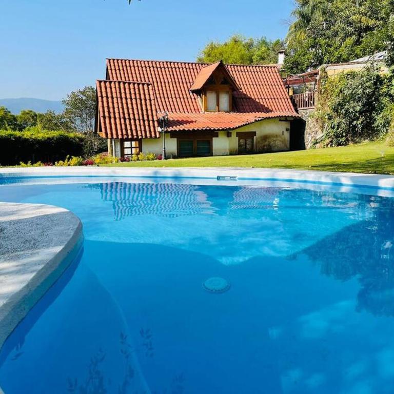 Chalet para 10 personas, alberca y jacuzzi - Chalet - 2