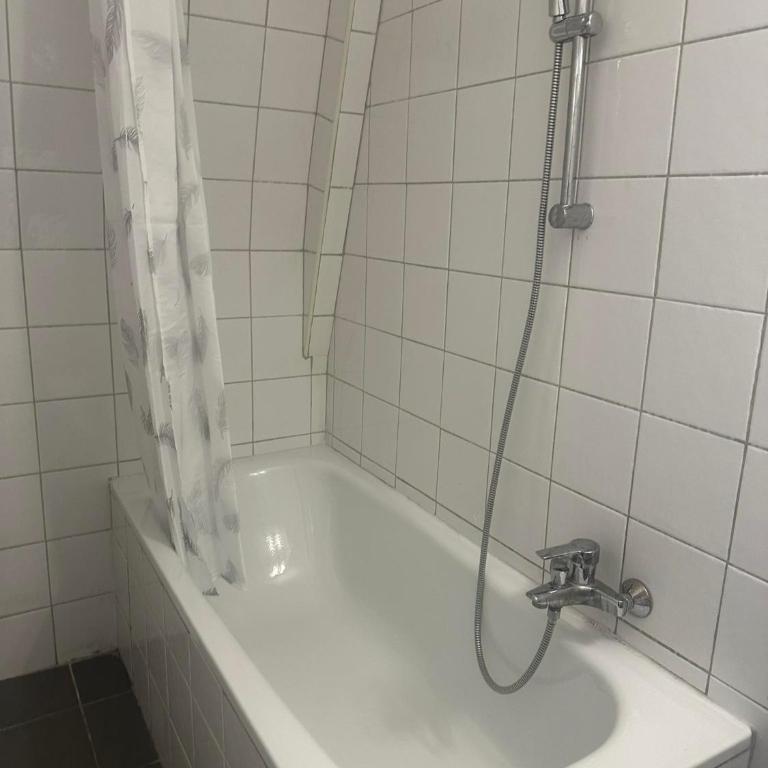 Hôtel Victoria - Chambre Double - 10