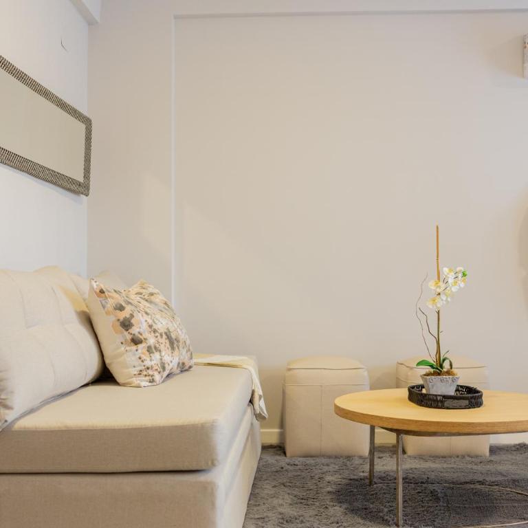 Porto by Fma Coliving - Habitación Cuádruple Confort - 5
