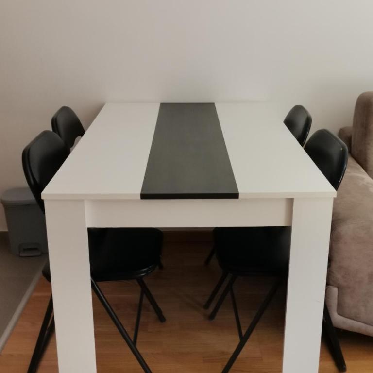 MDM Apartman Vrnjačka Banja - One-Bedroom Apartment - 80