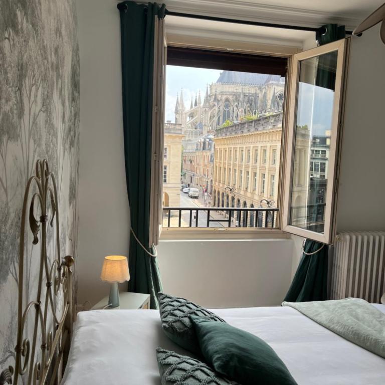 Royal Home, hypercentre Reims avec vue Cathédrale - Appartamento con 2 Camere da Letto - 37