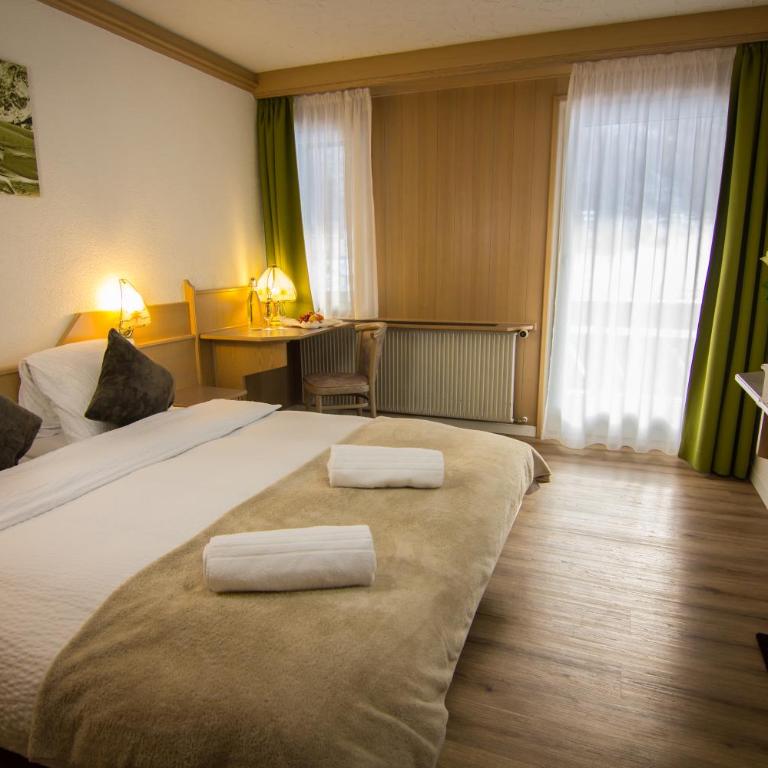Hotel Bristol - Doppelzimmer mit Bergblick - 6