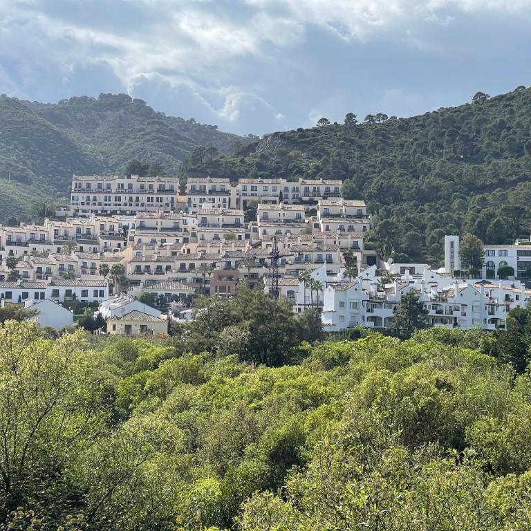 Views beach golf btw Benahavis Marbella & Estepona - Apartamento con vistas al mar - 43