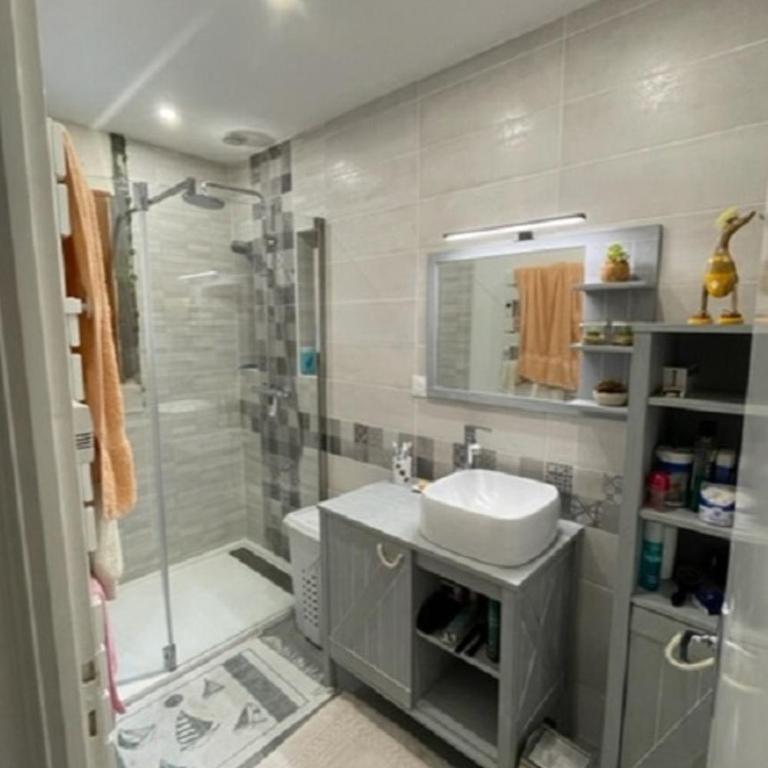 Maison à la Tranche sur Mer - Two-Bedroom House - 20